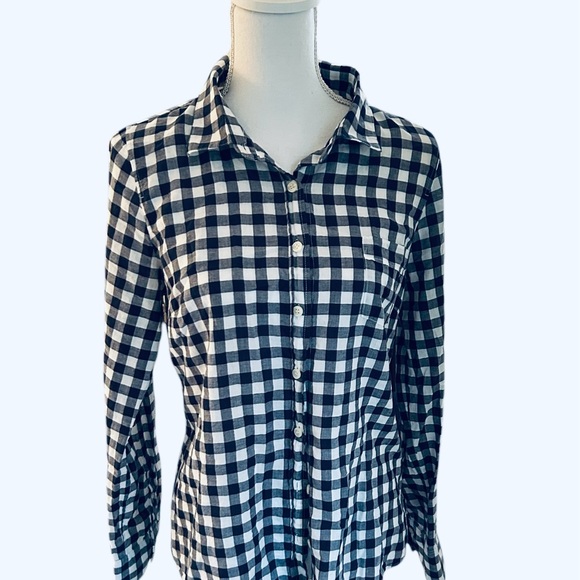Classic J. Crew, Navy & White Checkered Women's Top, Size Medium - Picture 5 of 9